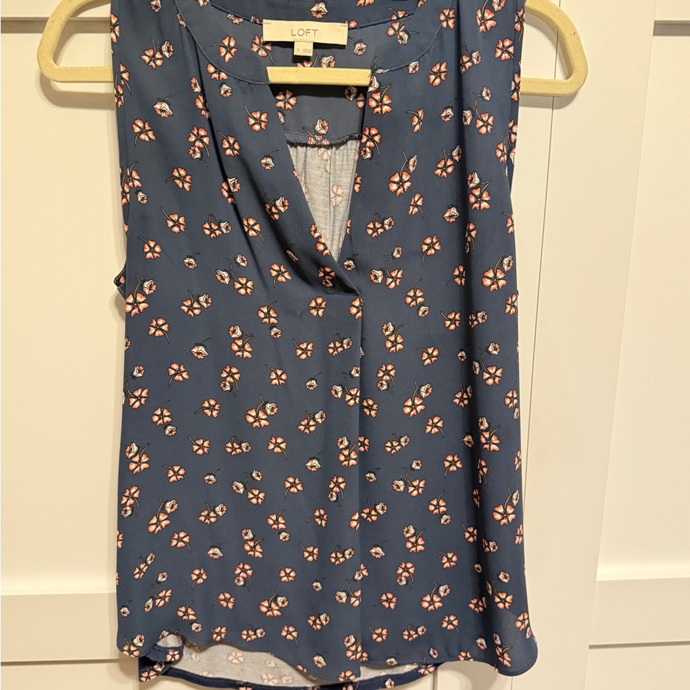 LOFT Women's Navy Floral Blouse
